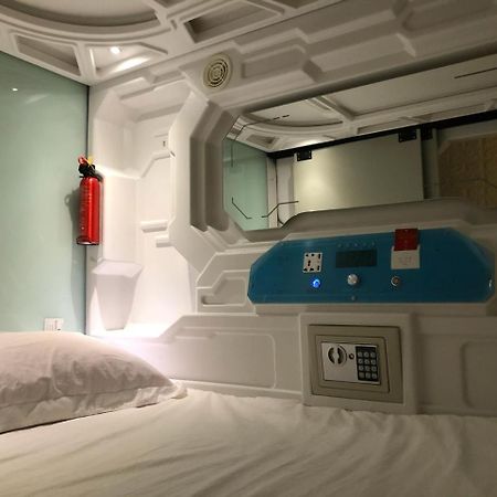 Oh My Pods Hostel Singapura Luaran gambar
