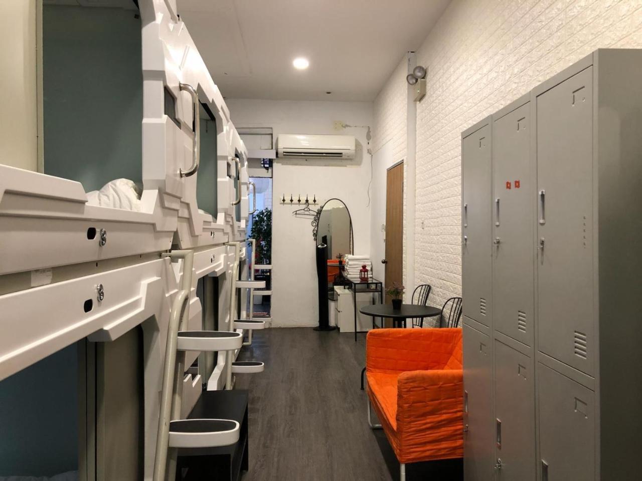 Oh My Pods Hostel Singapura Luaran gambar