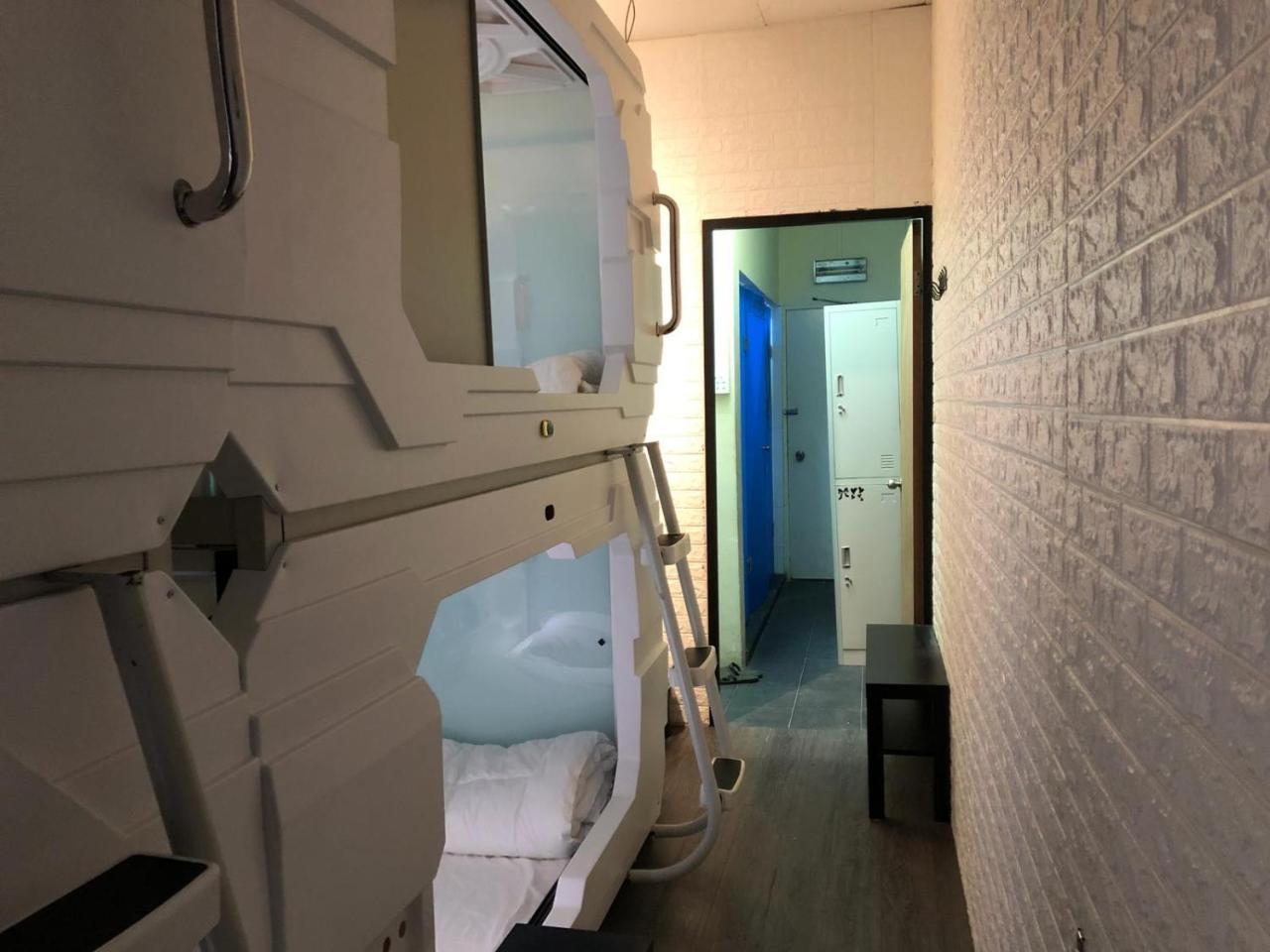 Oh My Pods Hostel Singapura Luaran gambar